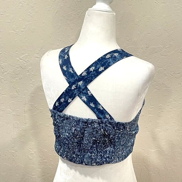 ~ Ecote Lg Boho Crop Top Blue Paisley Pattern Navy Adjustable Convertible Beachy - Picture 2 of 16